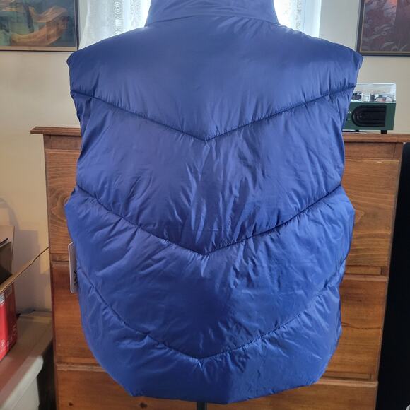 Xersion Blue Oversized Puffer Vest with Pockets, Size L New With Tags, Winter - Picture 4 of 9